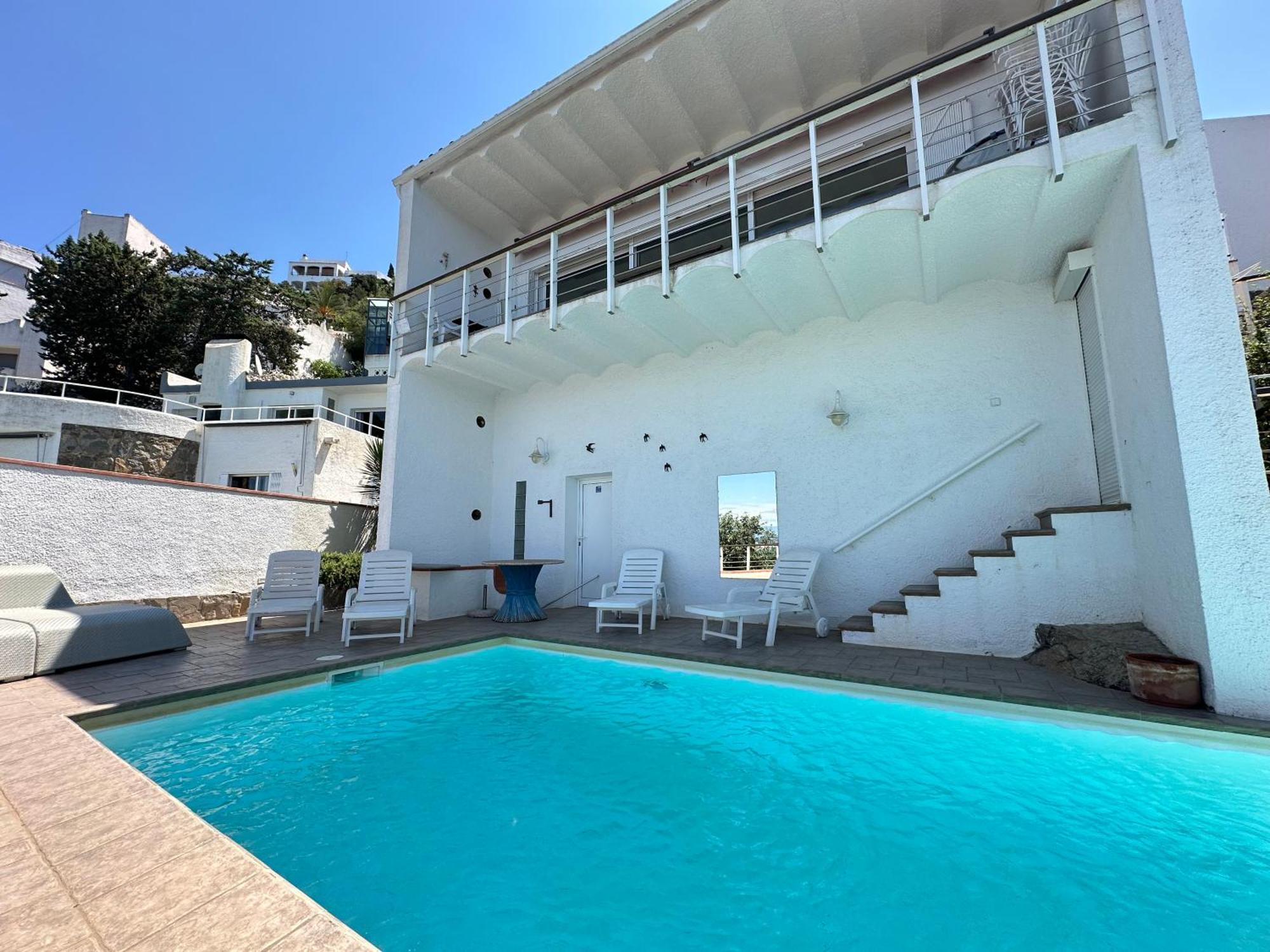 Agi Villa Poncella Roses Exterior photo