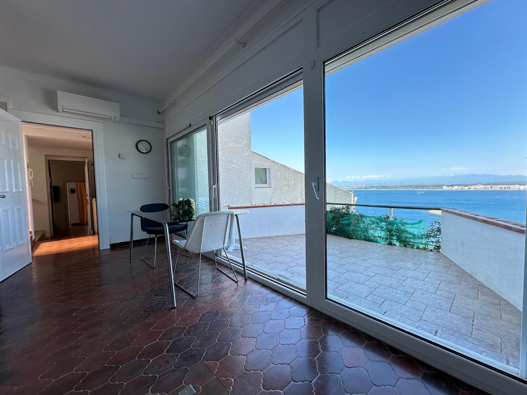 Agi Villa Poncella Roses Exterior photo
